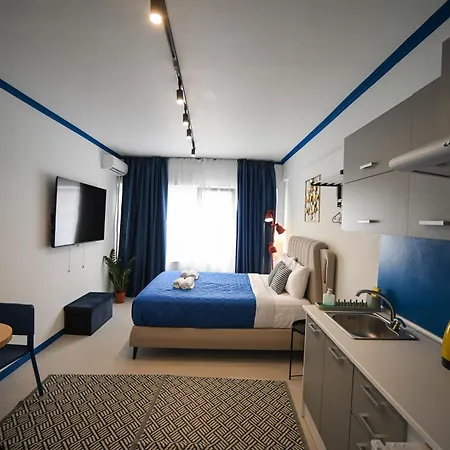 Syntagma Plaka By Zeussuites *